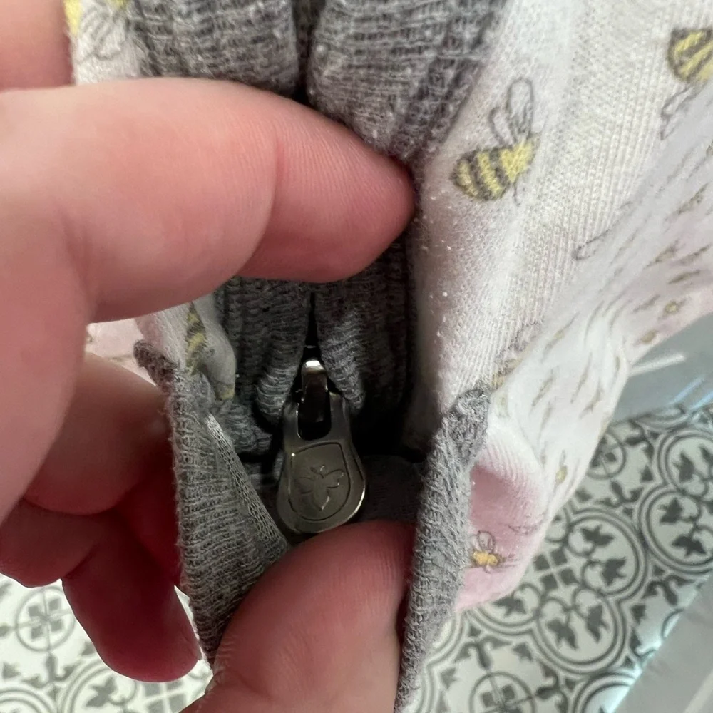 Burt’s Bees Unisex White and Gray Baby Sleep Sack